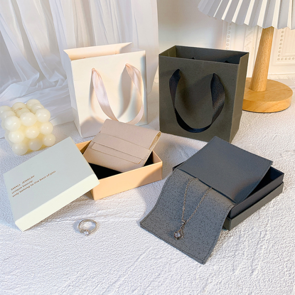 Custom Necklace Gift Packing Bag Box White Powder Black Ring Necklace Jewelry Flannelette  ﻿ - Image 3